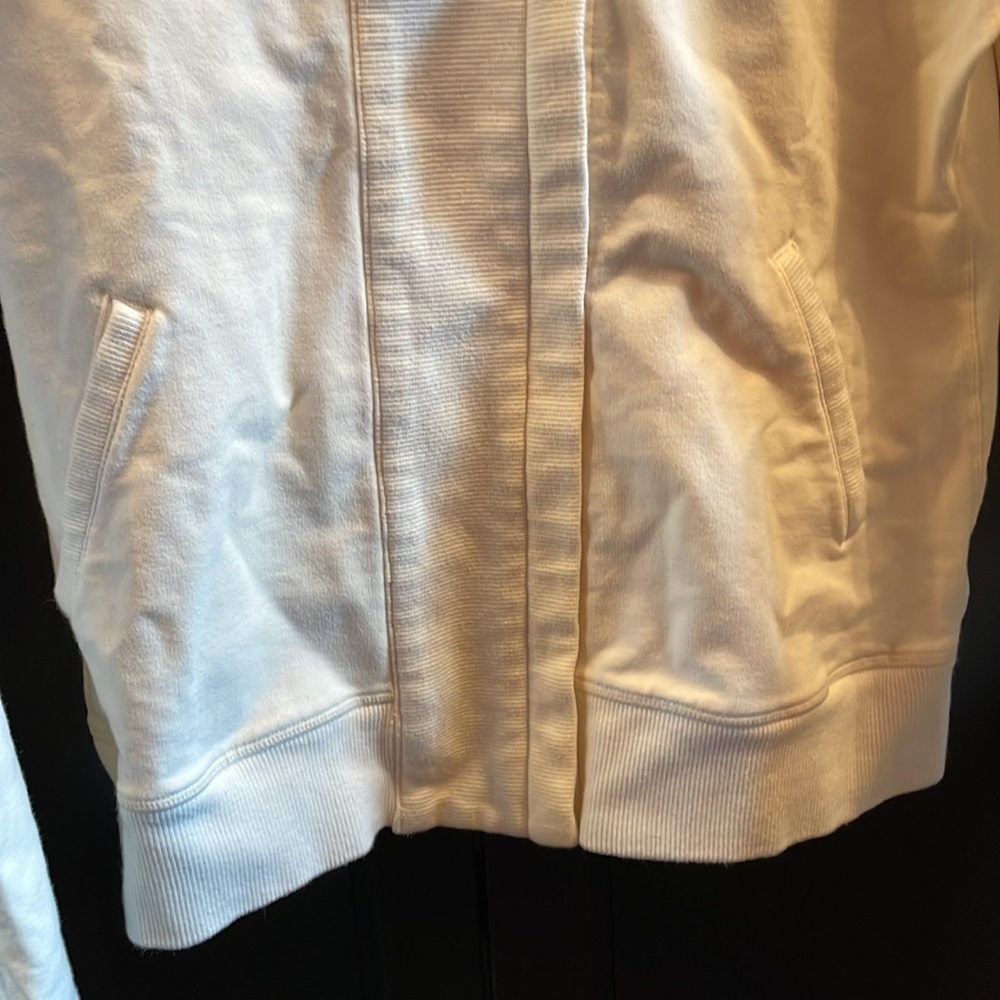 Lululemon sweater - Picture 5 of 5